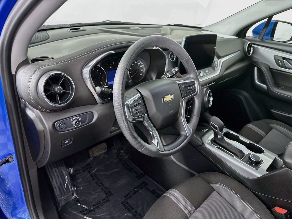 2025 Chevrolet Blazer 2LT - Photo 15