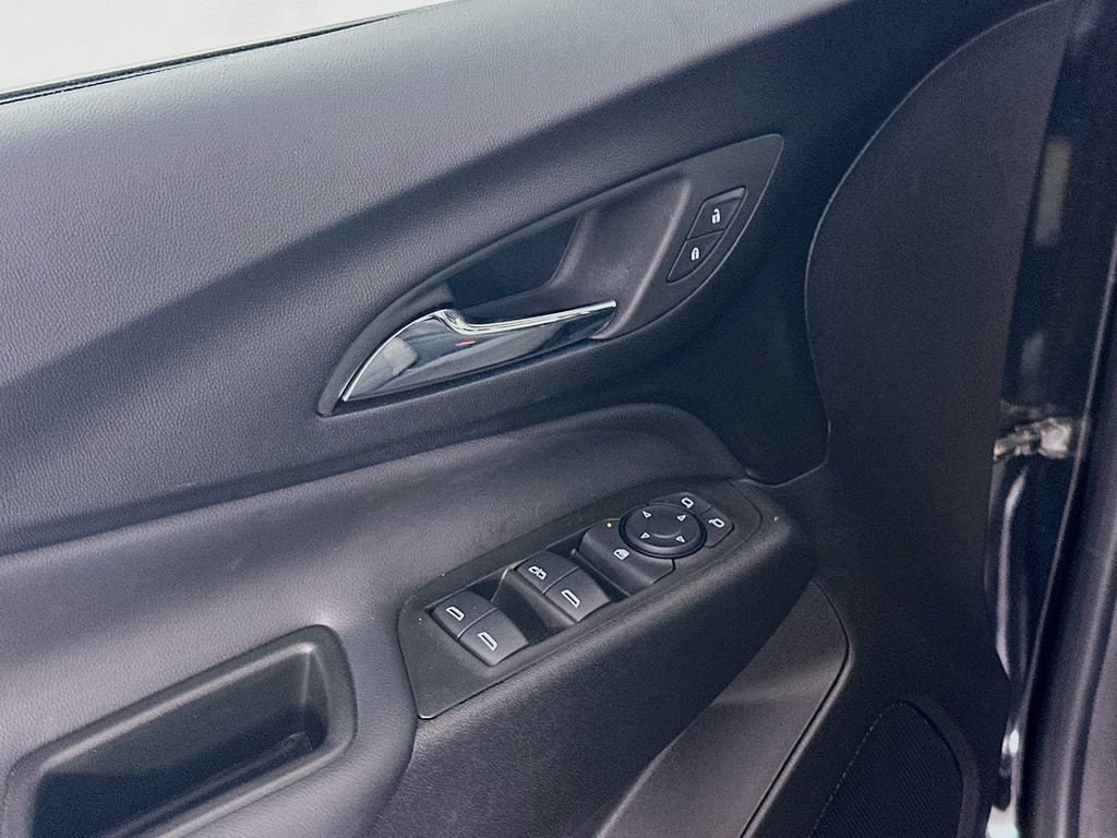 2024 Chevrolet Equinox LT - Photo 24