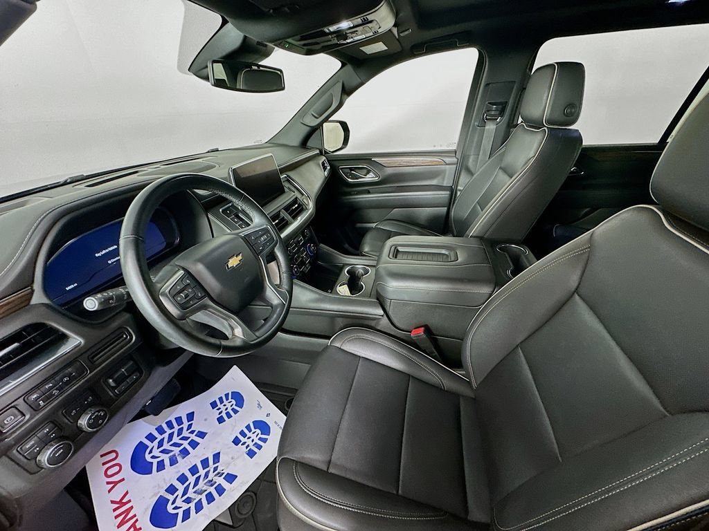 2023 Chevrolet Suburban Premier - Photo 29