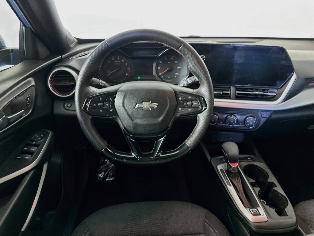 2024 Chevrolet Trax RS - Photo 30