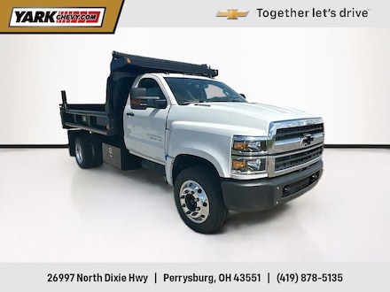 2023 Chevrolet Silverado 5500 HD Work Truck Truck Regular Cab