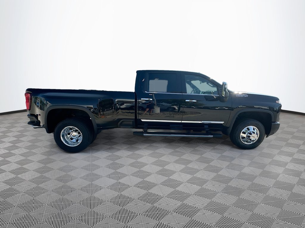 2026 Chevrolet Silverado 3500 HD High Country - Photo 10