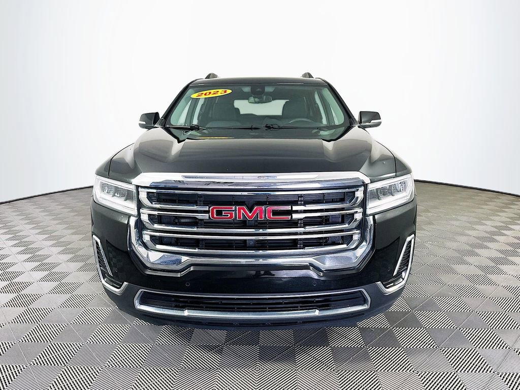 2023 Gmc Acadia SLE photo 2