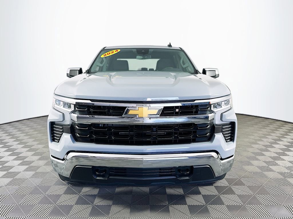 2024 Chevrolet Silverado 1500 LT photo 3