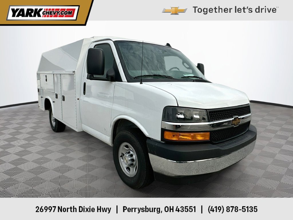 2026 Chevrolet Express Cutaway 3500