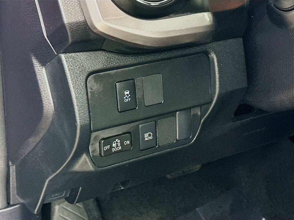 2023 Toyota Tacoma SR5 - Photo 15
