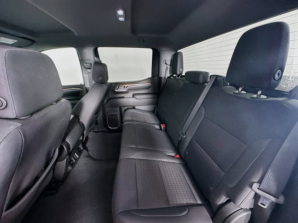 2023 Chevrolet Silverado 1500 LT - Photo 31