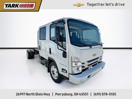 2024 Chevrolet Low Cab Forward 4500 Base Truck Crew Cab