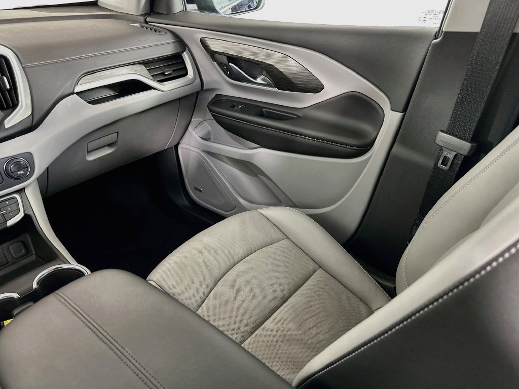 2024 GMC Terrain SLT - Photo 33