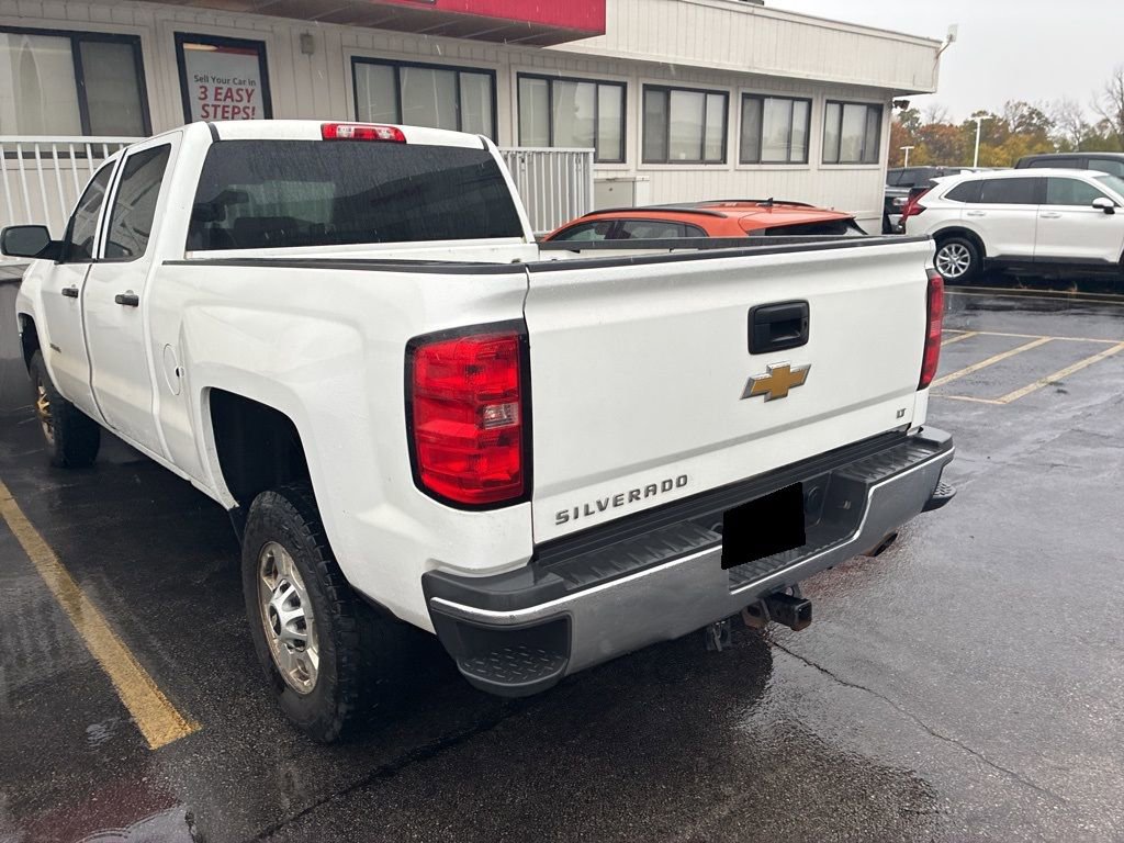 2015 Chevrolet Silverado 2500HD LT photo 2