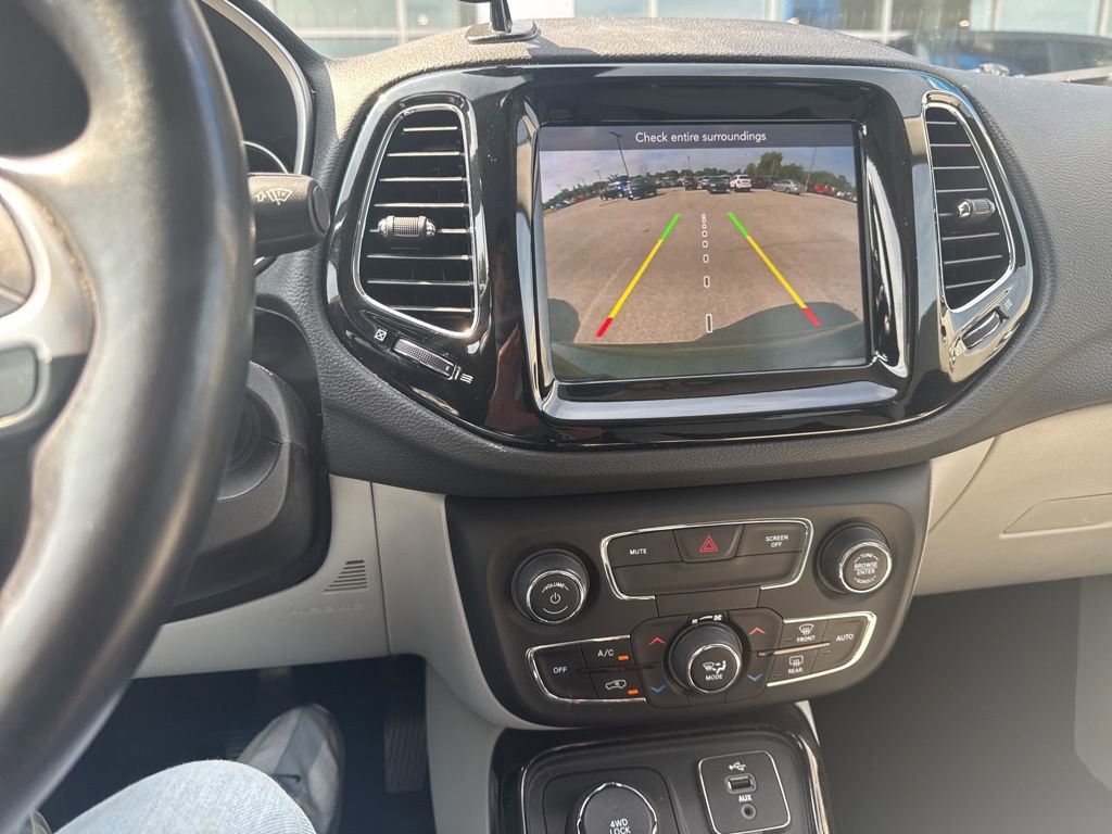 2018 Jeep Compass Limited photo 3