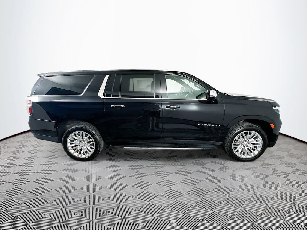 2023 Chevrolet Suburban Premier - Photo 12