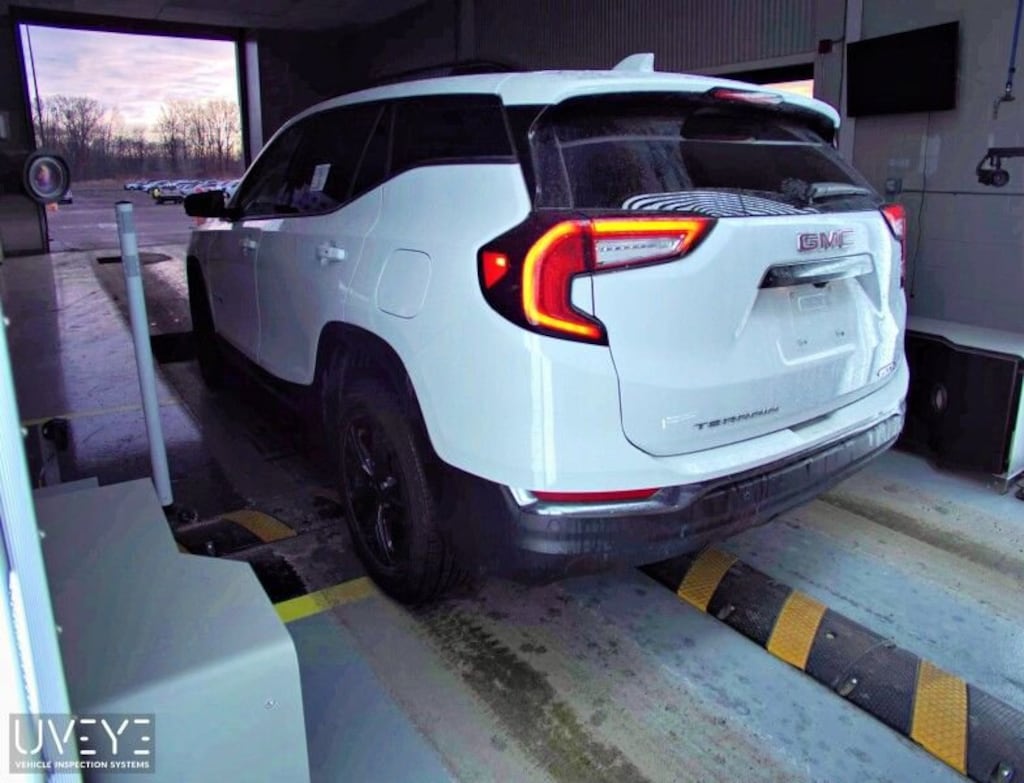 Used 2024 GMC Terrain AT4 SUV