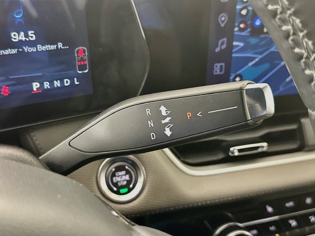 2025 Chevrolet Equinox LT - Photo 24