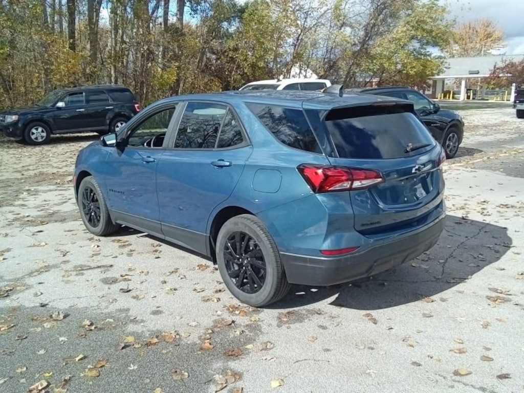 Used 2024 Chevrolet Equinox LS SUV