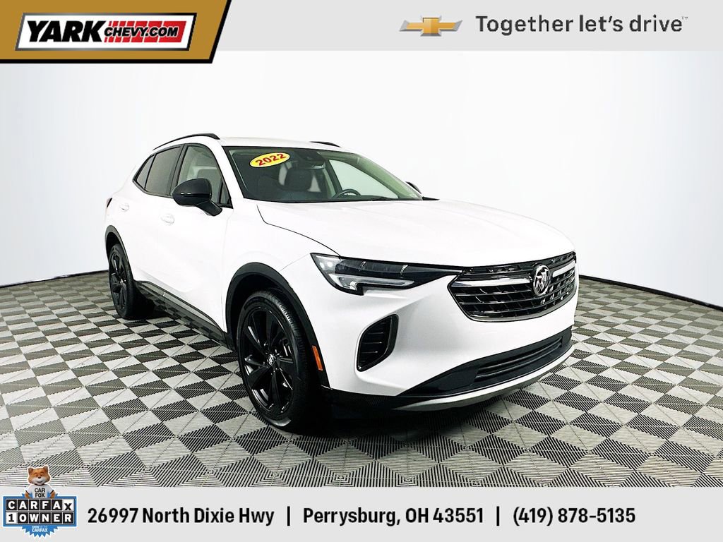 2022 Buick Envision Essence's photo