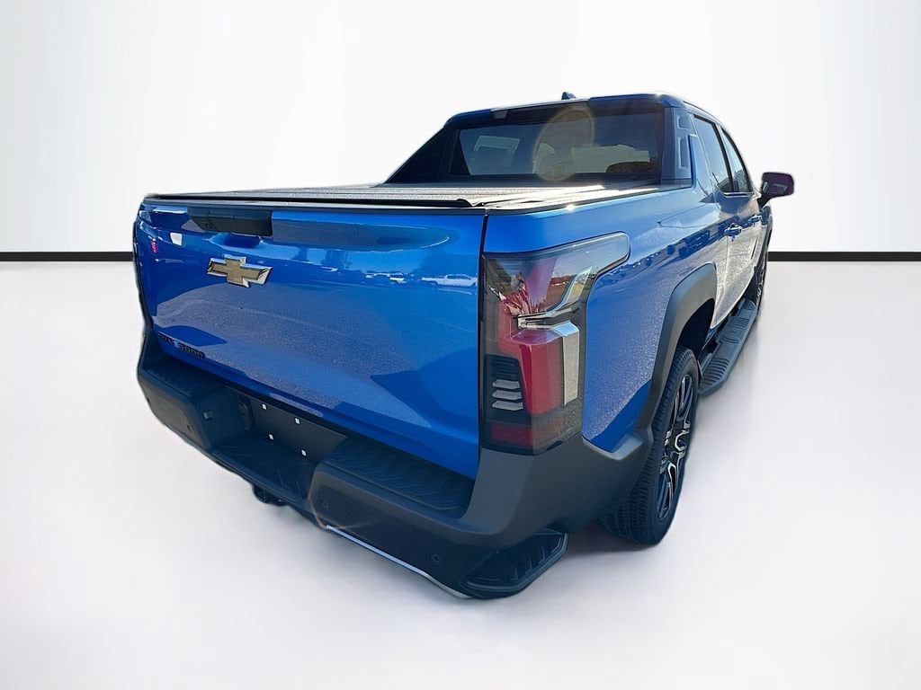 2026 Chevrolet Silverado EV LT - Photo 9