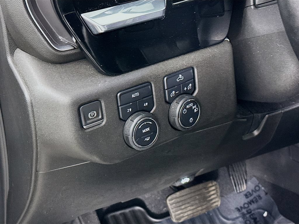 2023 Chevrolet Silverado 1500 LT - Photo 15