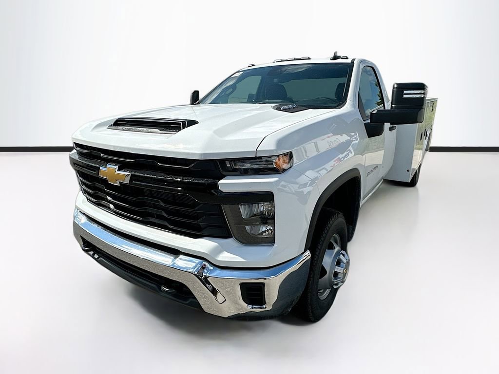 2025 Chevrolet Silverado 3500HD Work Truck photo 4