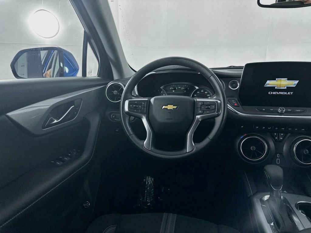 2025 Chevrolet Blazer 2LT - Photo 31
