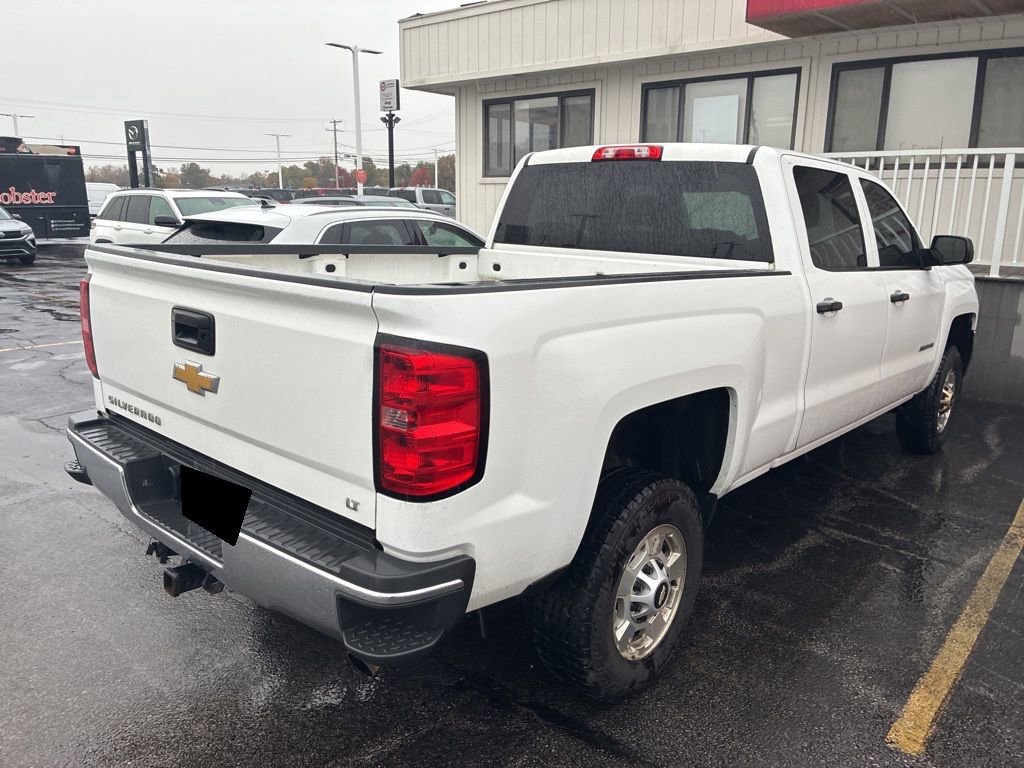 2015 Chevrolet Silverado 2500HD LT photo 3