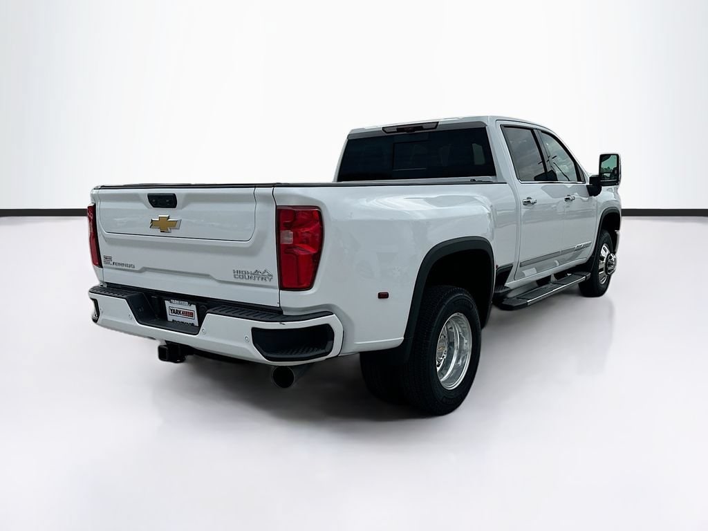 2026 Chevrolet Silverado 3500 HD High Country - Photo 9