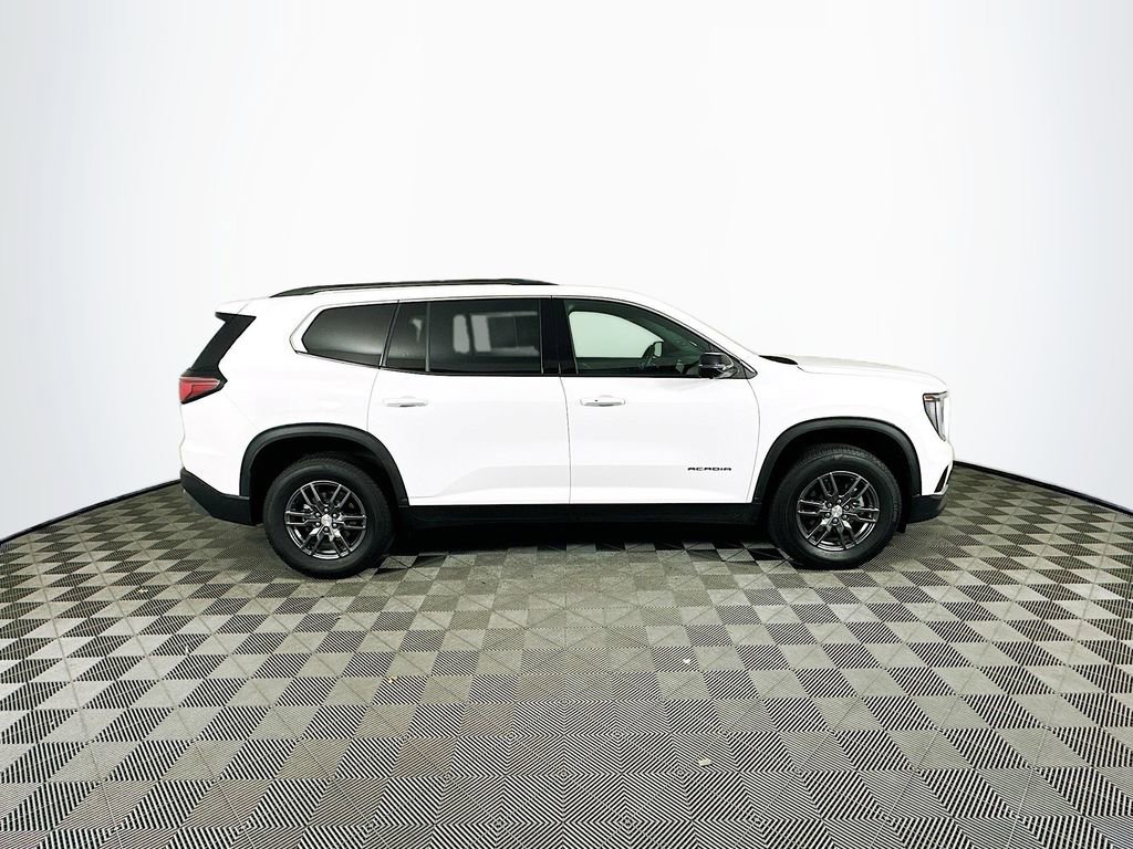 2025 GMC Acadia Elevation - Photo 11