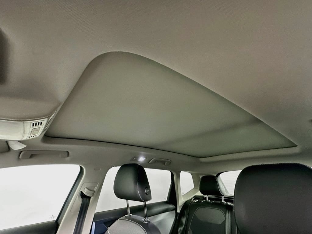 2024 Volkswagen Taos SE - Photo 31