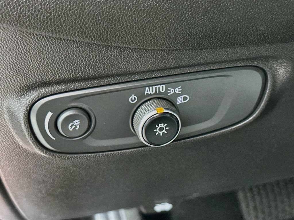 2024 Chevrolet Equinox LT - Photo 16