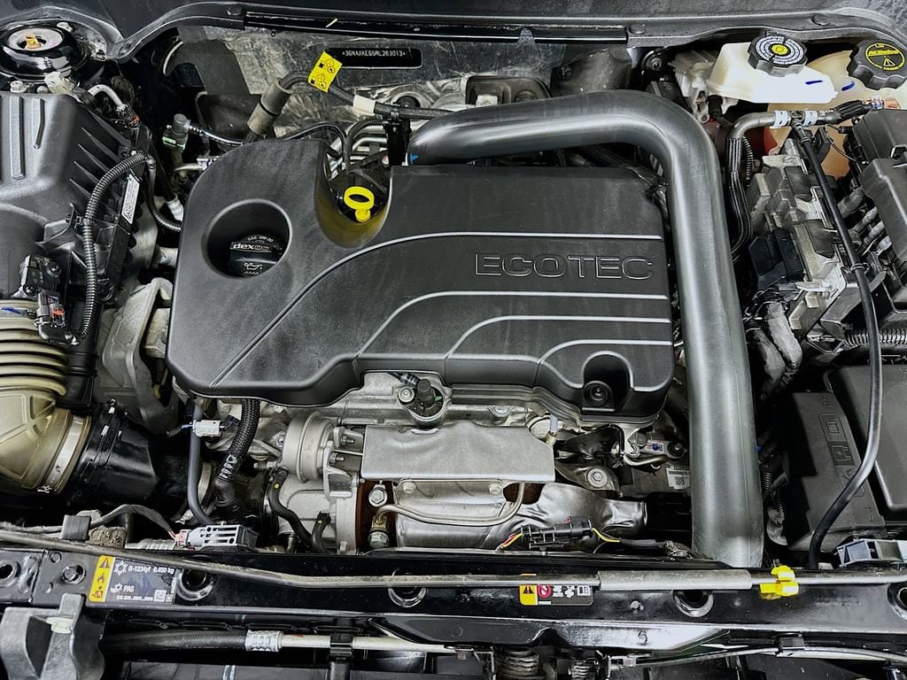 2024 Chevrolet Equinox LT - Photo 38