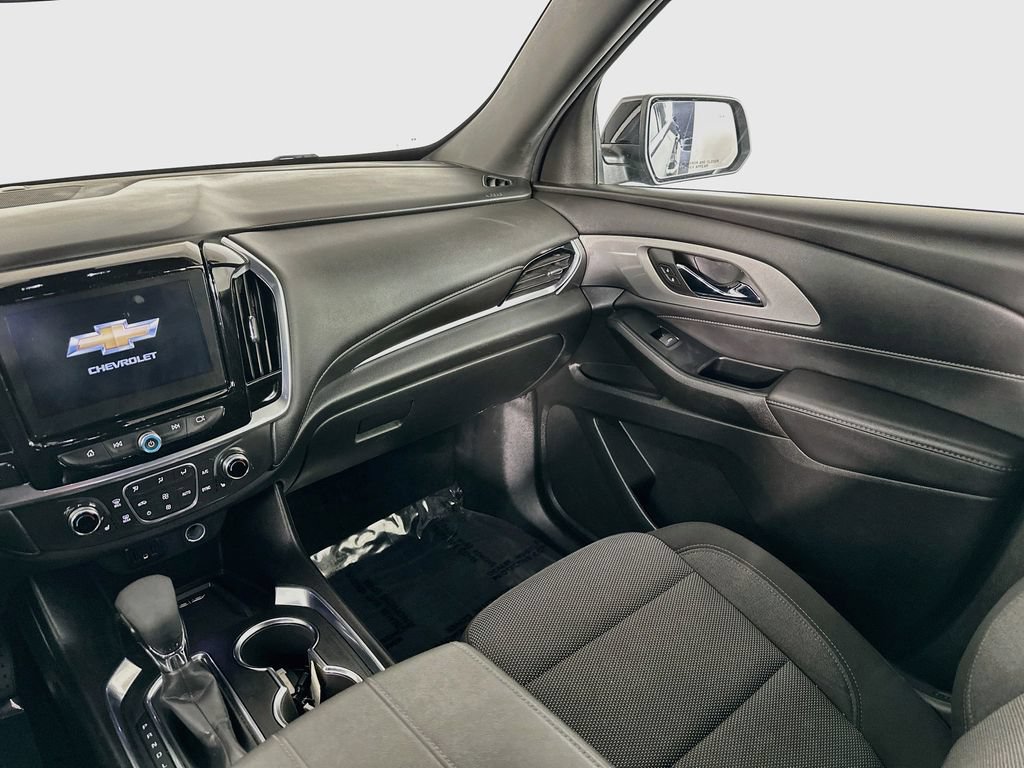 2023 Chevrolet Traverse 1LT - Photo 31