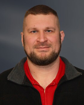 Staff member Brian Bergman from ID_61b254a66688