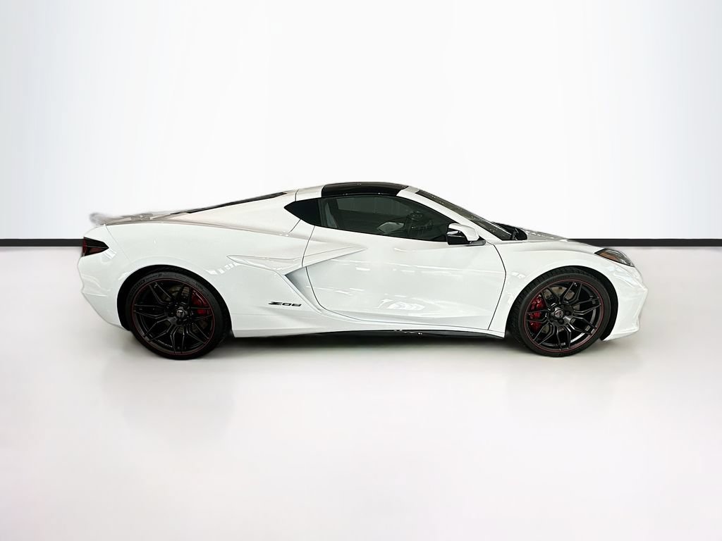 2024 Chevrolet Corvette 3LZ - Photo 11