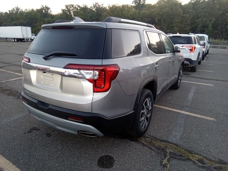 2023 Gmc Acadia SLE photo 3