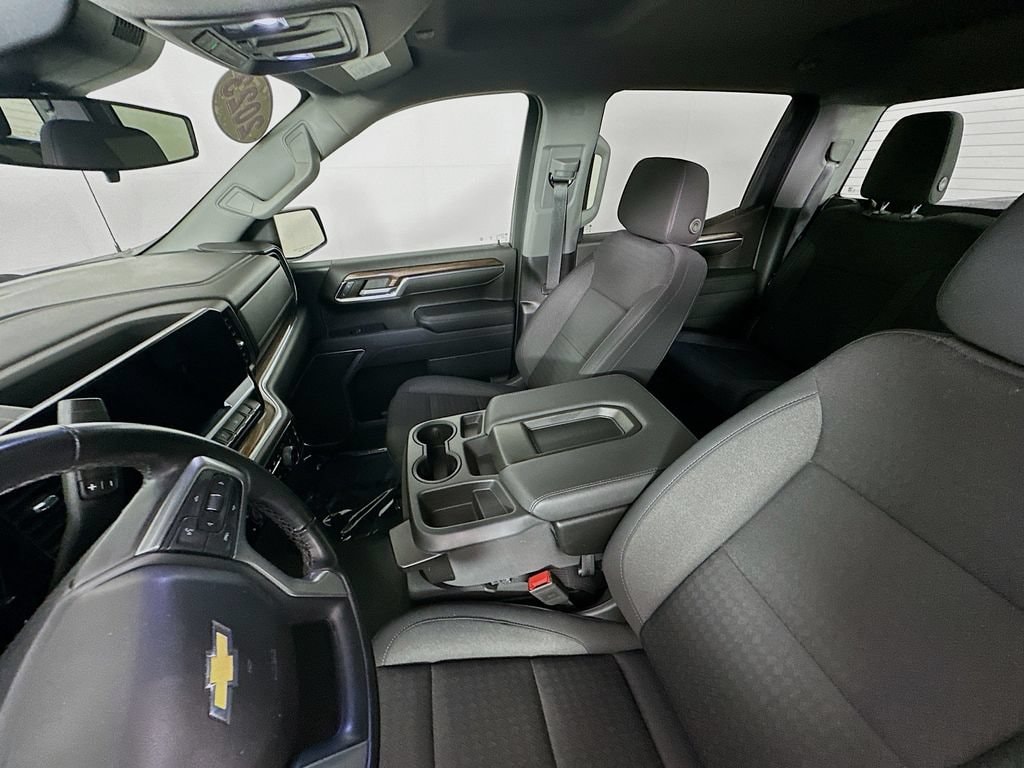 2023 Chevrolet Silverado 1500 LT - Photo 28