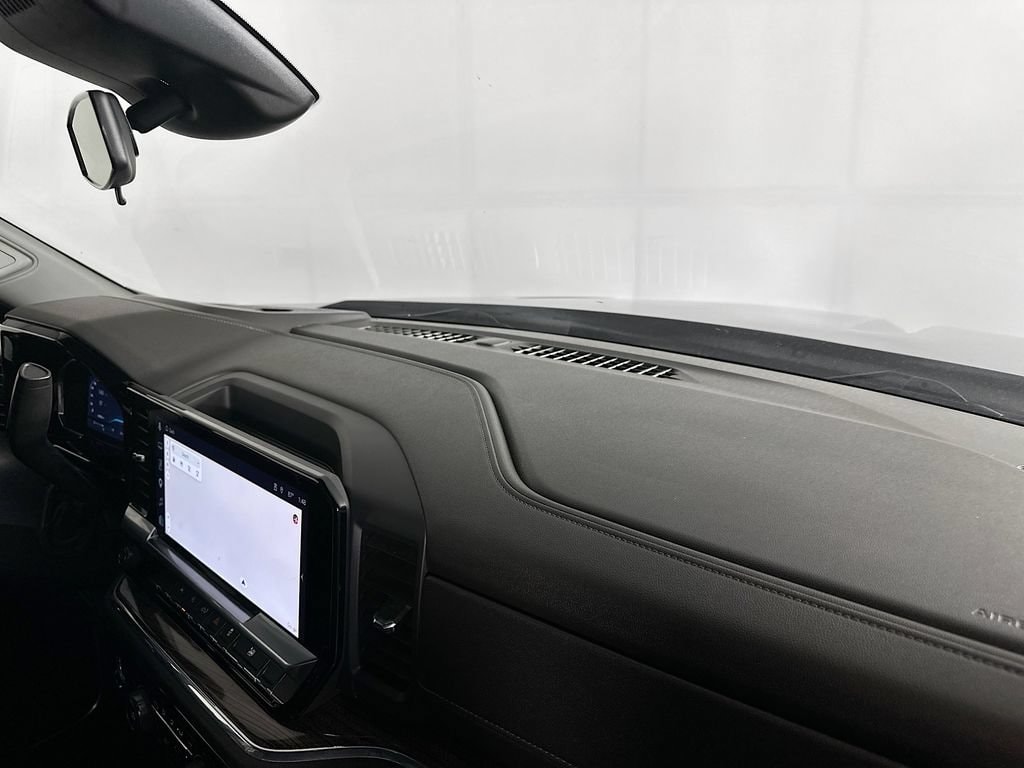2023 Chevrolet Silverado 1500 LT - Photo 35