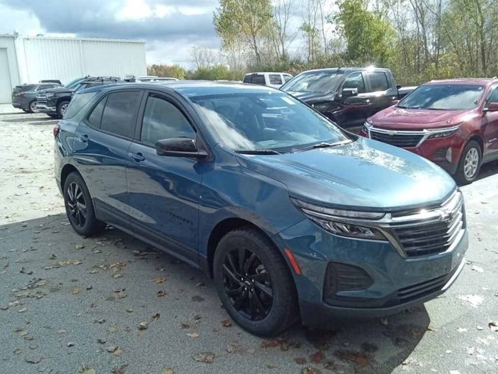 Used 2024 Chevrolet Equinox LS SUV