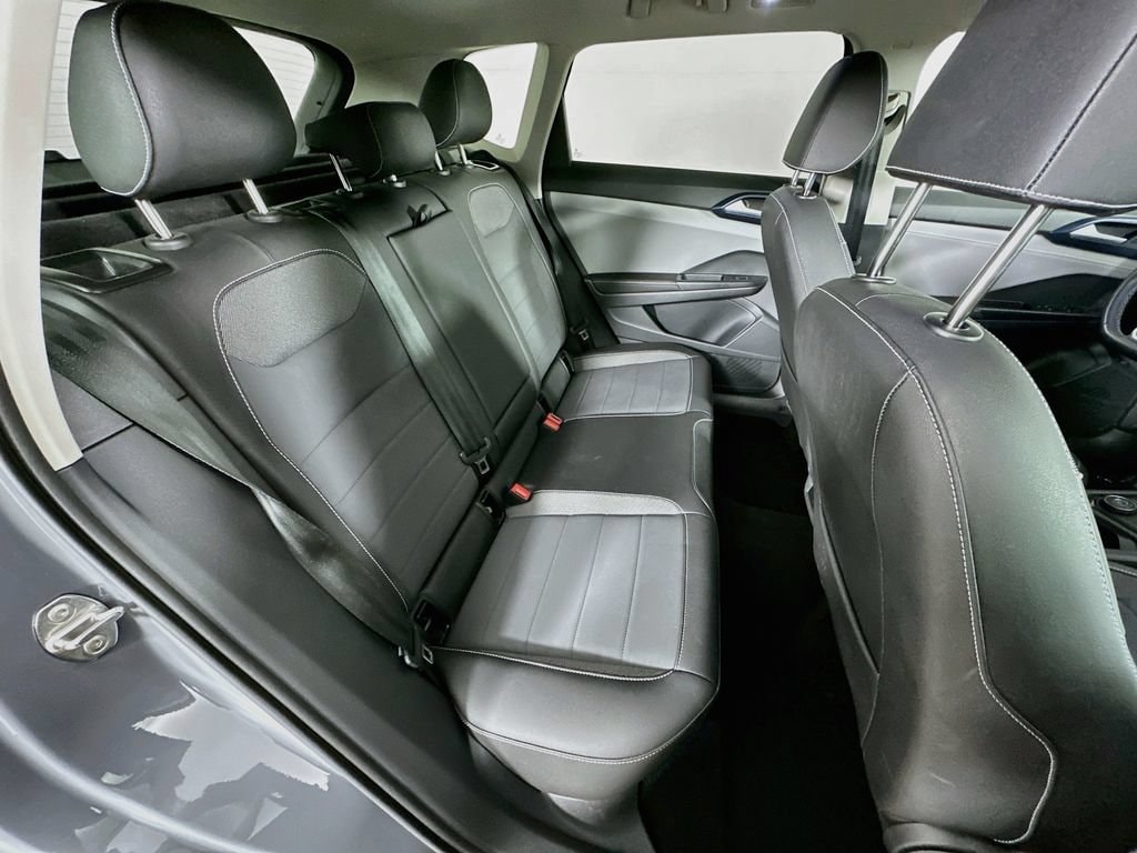 2024 Volkswagen Taos SE - Photo 37