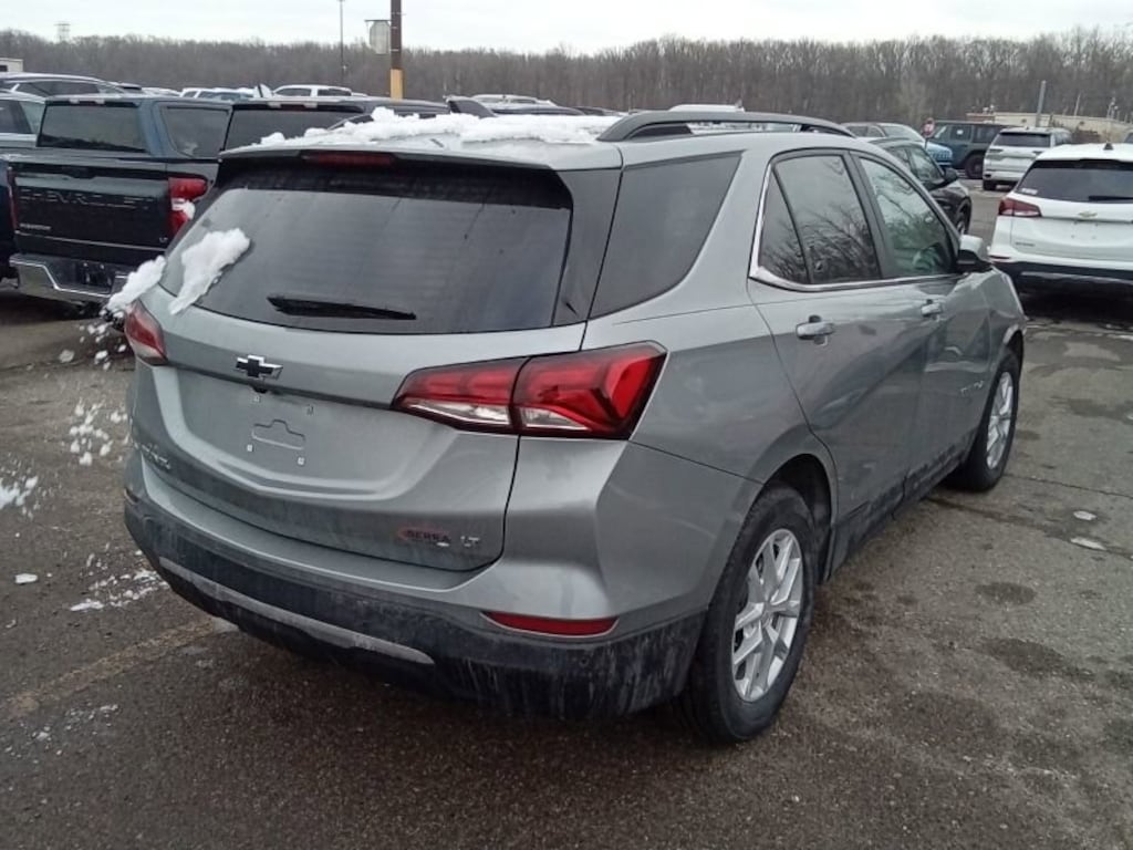 Used 2024 Chevrolet Equinox LT SUV