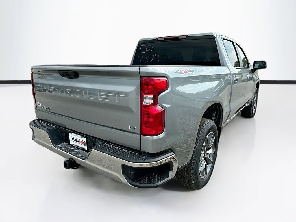 2026 Chevrolet Silverado 1500 LT - Photo 9