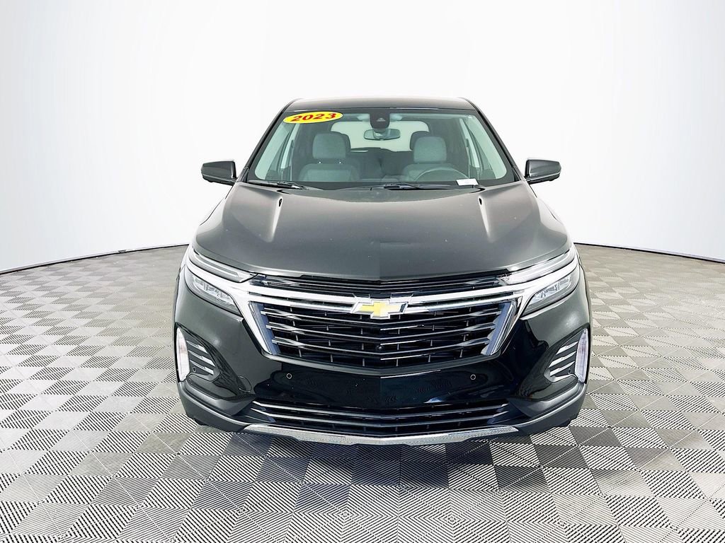 2023 Chevrolet Equinox LT photo 3