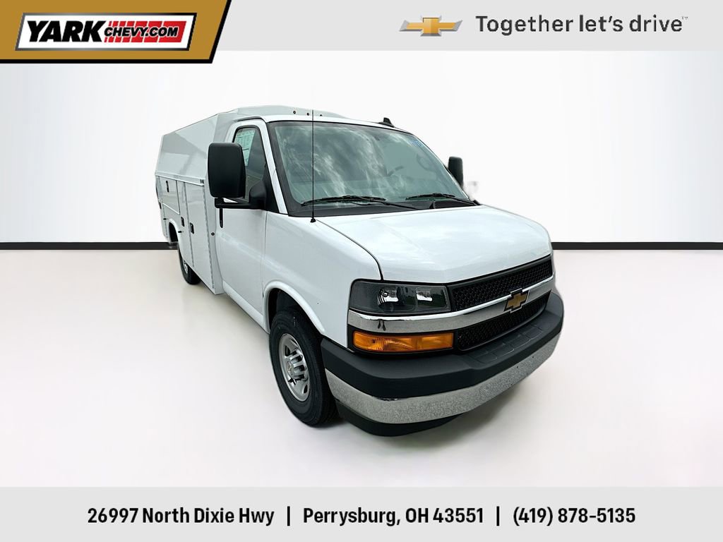 2026 Chevrolet Express 3500 139" WB's photo