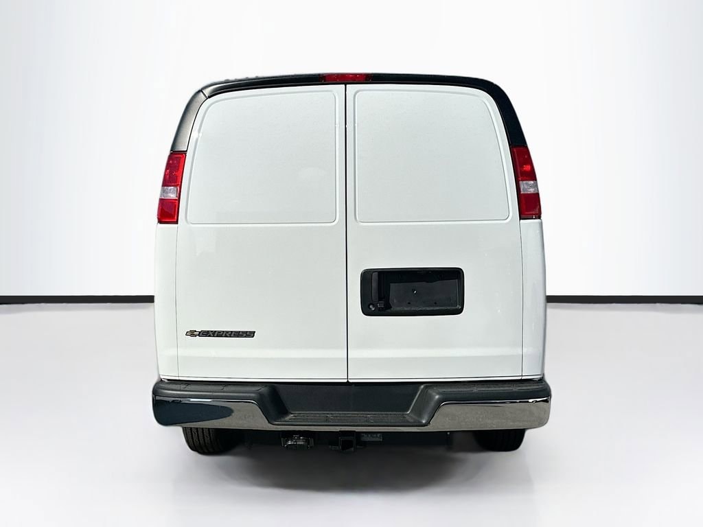 2025 Chevrolet Express Cargo Work Van - Photo 8