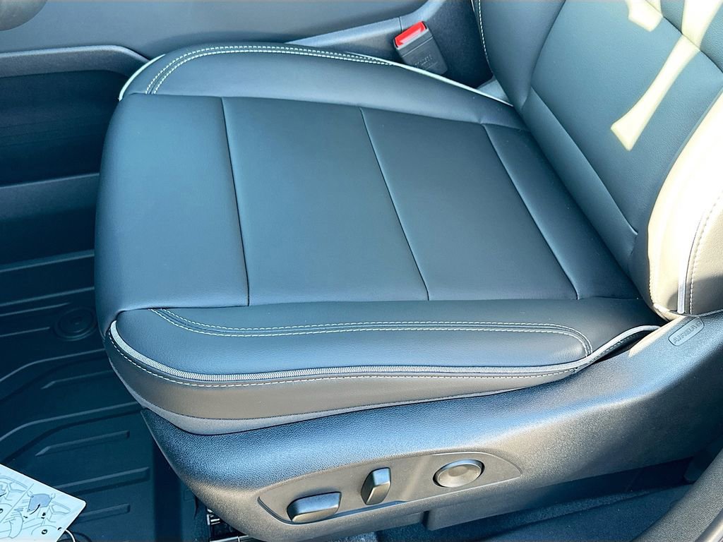 2026 Chevrolet Silverado EV LT - Photo 24