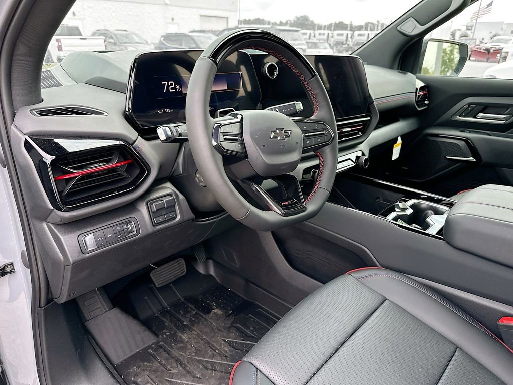 2025 Chevrolet Silverado EV RST - Photo 13