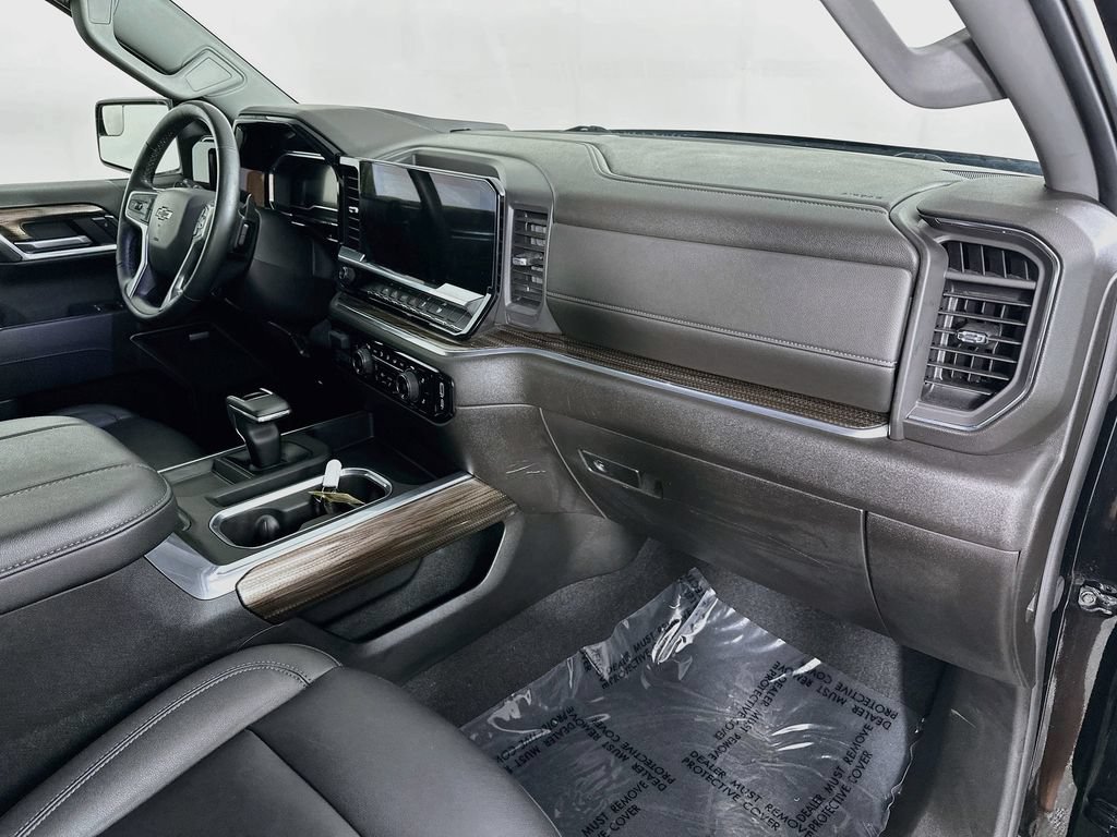 2024 Chevrolet Silverado 1500 RST - Photo 37