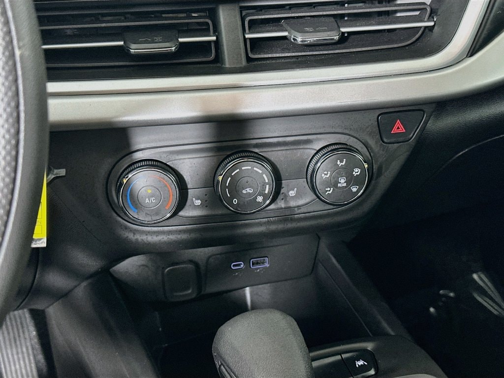 2024 Chevrolet Trax LS - Photo 21