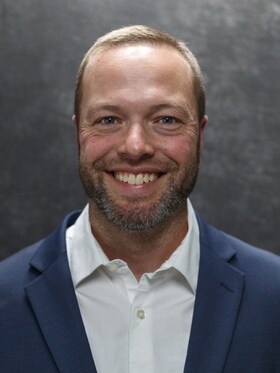 Staff member Steve Venia from ID_93dd02f21f59