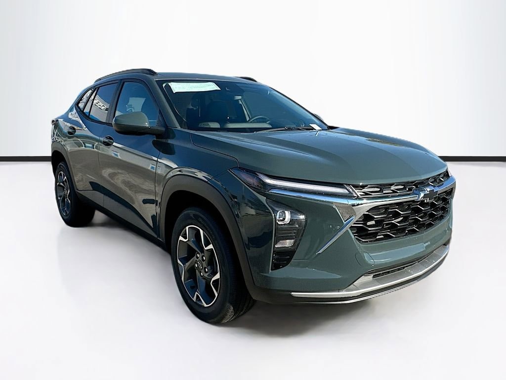 New 2026 Chevrolet Trax LT SUV