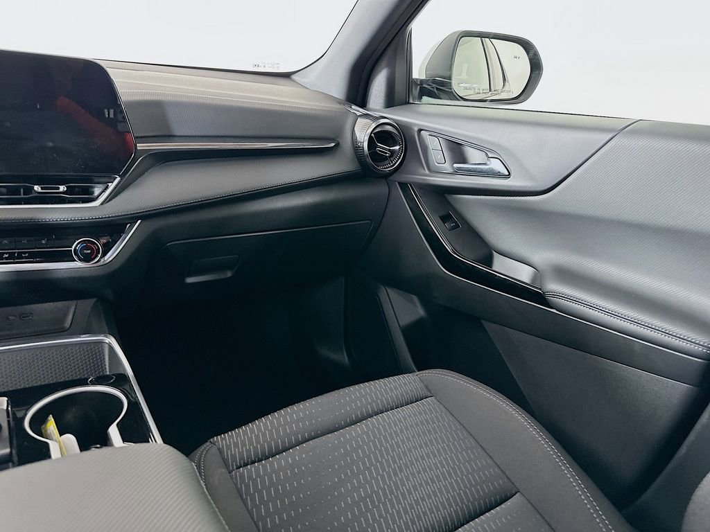 2026 Chevrolet Equinox LT - Photo 31